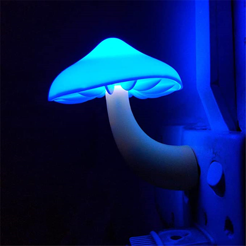 LED Mushroom Night Light with Smart Sensor – Plug-In Dusk to Dawn Wall Lamp Warm White Bedroom Ambient Lighting Decor